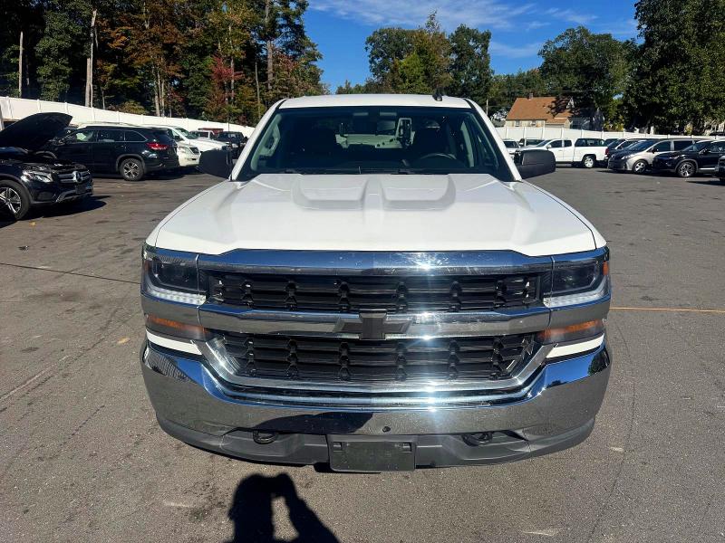 72351256 :رقم المزاد ، 3GCUKNEC7GG226439 vin ، 2016 Chevrolet Silverado مزاد بيع