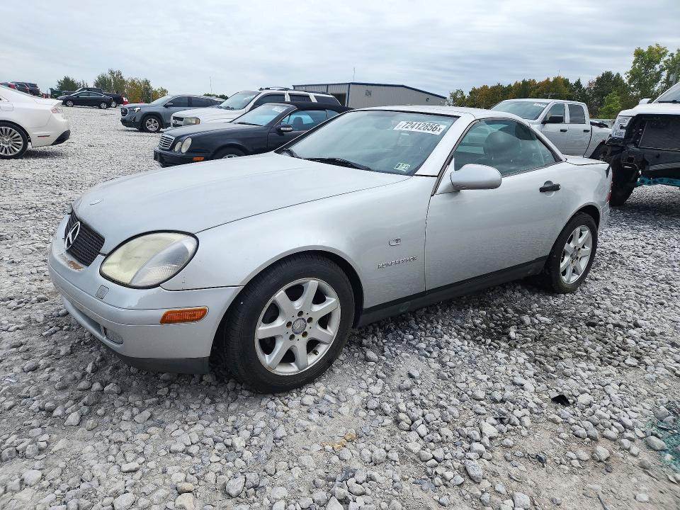 Aukcja sprzedaży 1998 Mercedes-benz Slk, vin: WDBKK47F7WF045851, numer aukcji: 72412856