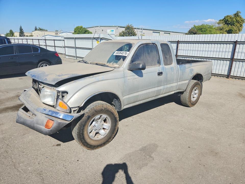 68364076 :رقم المزاد ، 5TESN92N7YZ708538 vin ، 2000 Toyota Tacoma مزاد بيع