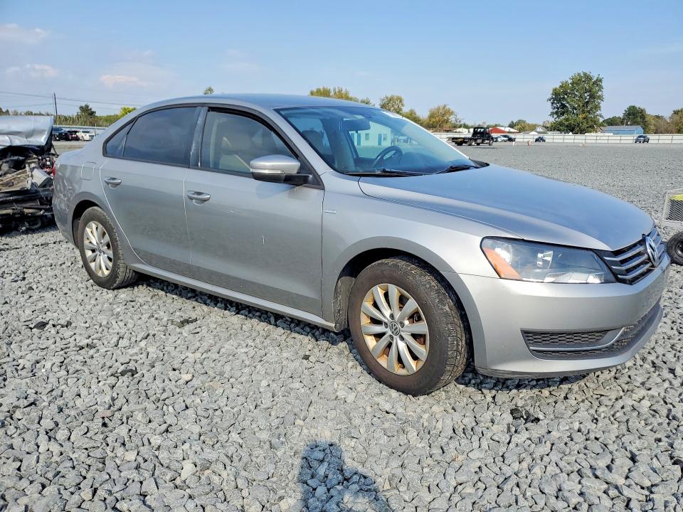 71396216 :رقم المزاد ، 1VWAT7A34EC108749 vin ، 2014 Volkswagen Passat مزاد بيع