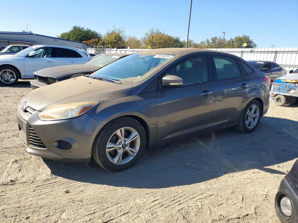 2014 Ford Focus მანქანა იყიდება აუქციონზე, vin: 1FADP3F20EL123851, აუქციონის ნომერი: 71874976