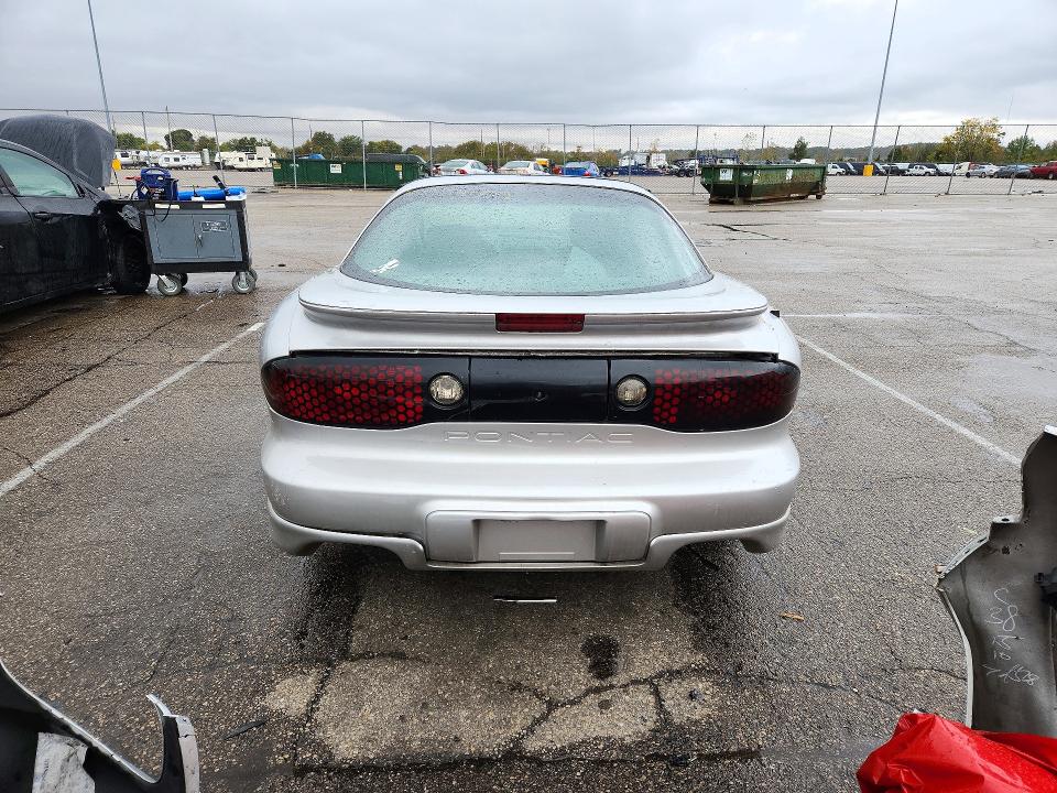 Auction sale of the 1998 Pontiac Firebird, vin: 2G2FS22K7W2230273, lot number: 72762116