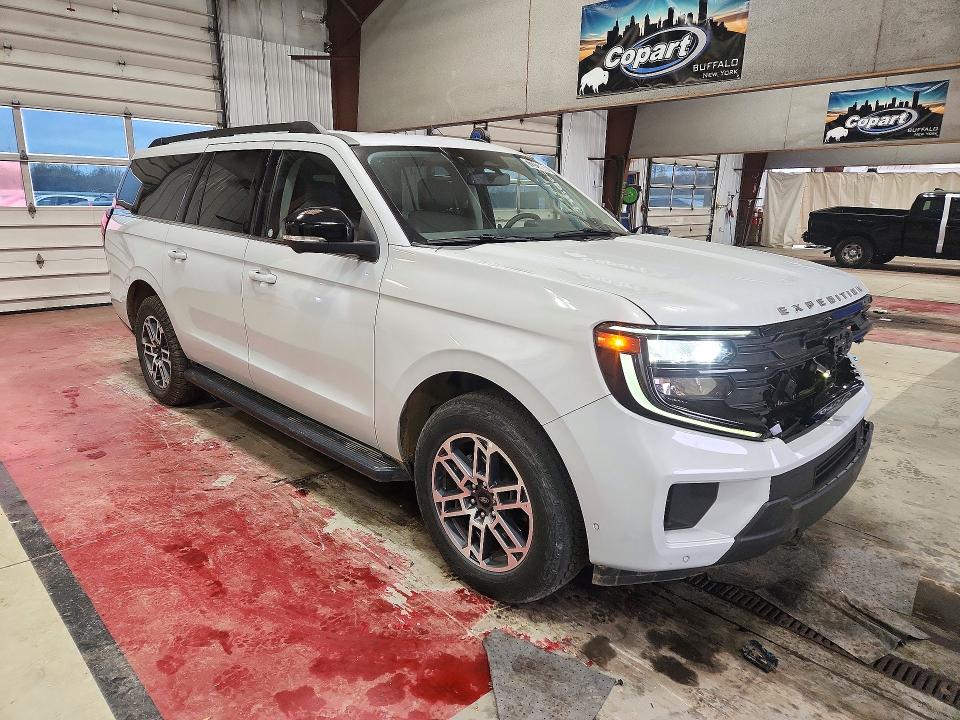 Продаж на аукціоні авто 2025 Ford Expedition, vin: 1FMJK1J81SEA08862, номер лоту: 72817066