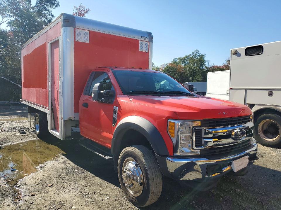 Продаж на аукціоні авто 2017 Ford F550, vin: 1FDUF5HT2HED61154, номер лоту: 72105106