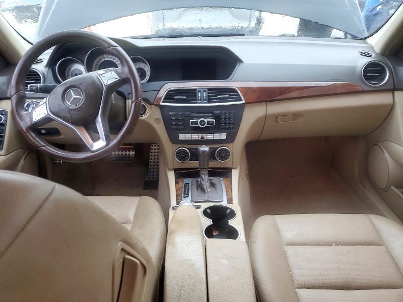 2014 Mercedes-benz C მანქანა იყიდება აუქციონზე, vin: WDDGF4HB7EA932360, აუქციონის ნომერი: 71788256