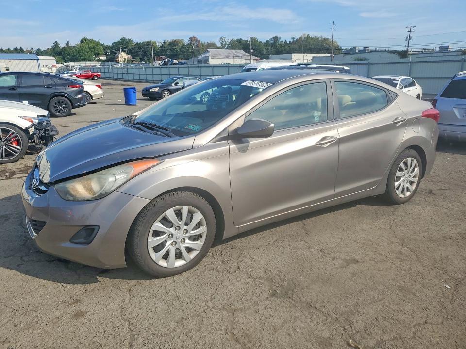 70797526 :رقم المزاد ، 5NPDH4AE0BH027068 vin ، 2011 Hyundai Elantra مزاد بيع