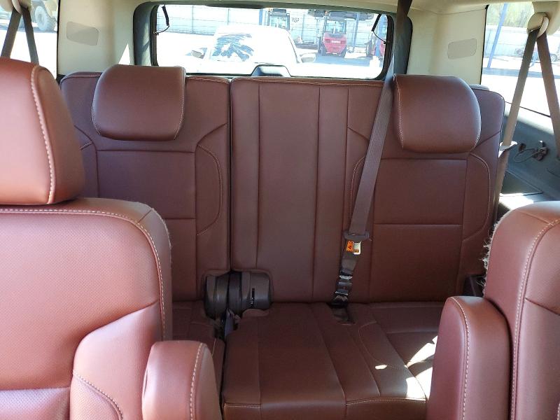 2015 Chevrolet Suburban მანქანა იყიდება აუქციონზე, vin: 1GNSCKKC7FR659613, აუქციონის ნომერი: 71783836
