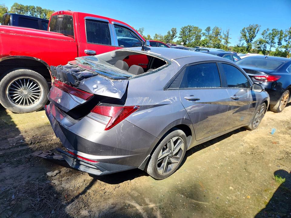 2023 Hyundai Elantra მანქანა იყიდება აუქციონზე, vin: KMHLS4AG4PU411992, აუქციონის ნომერი: 66258606