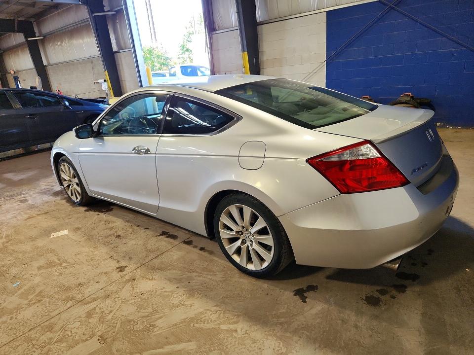 Продажа на аукционе авто 2010 Honda Accord, vin: 1HGCS2B83AA008869, номер лота: 71170176
