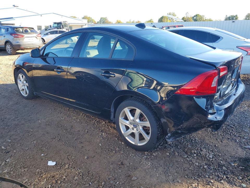 71770326 :رقم المزاد ، YV126MFJ0F1343581 vin ، 2015 Volvo S60 مزاد بيع