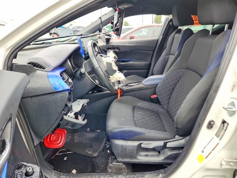 2020 Toyota C-hr მანქანა იყიდება აუქციონზე, vin: NMTKHMBX5LR107077, აუქციონის ნომერი: 70316666