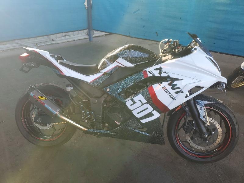 Продаж на аукціоні авто 2014 Kawasaki Ex300, vin: JKAEX8A16EA008932, номер лоту: 72925946