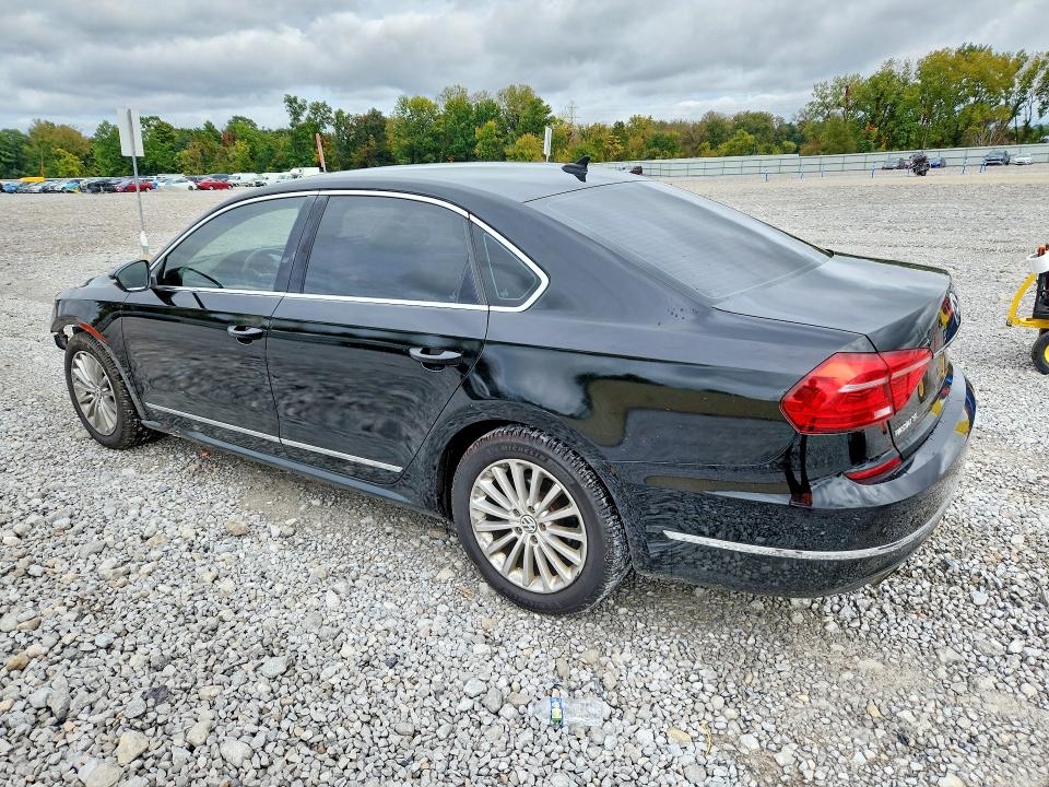 Продажа на аукционе авто 2016 Volkswagen Passat, vin: 1VWBT7A33GC032397, номер лота: 71240506