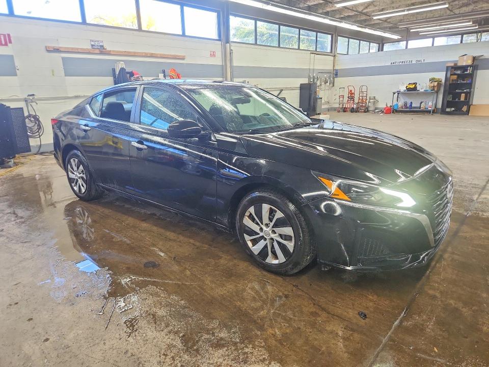 2023 Nissan Altima მანქანა იყიდება აუქციონზე, vin: 1N4BL4BV3PN312347, აუქციონის ნომერი: 71246406