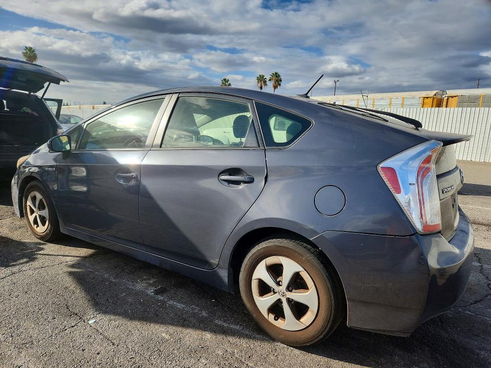 2014 Toyota Prius მანქანა იყიდება აუქციონზე, vin: JTDKN3DU3E1776195, აუქციონის ნომერი: 72592716