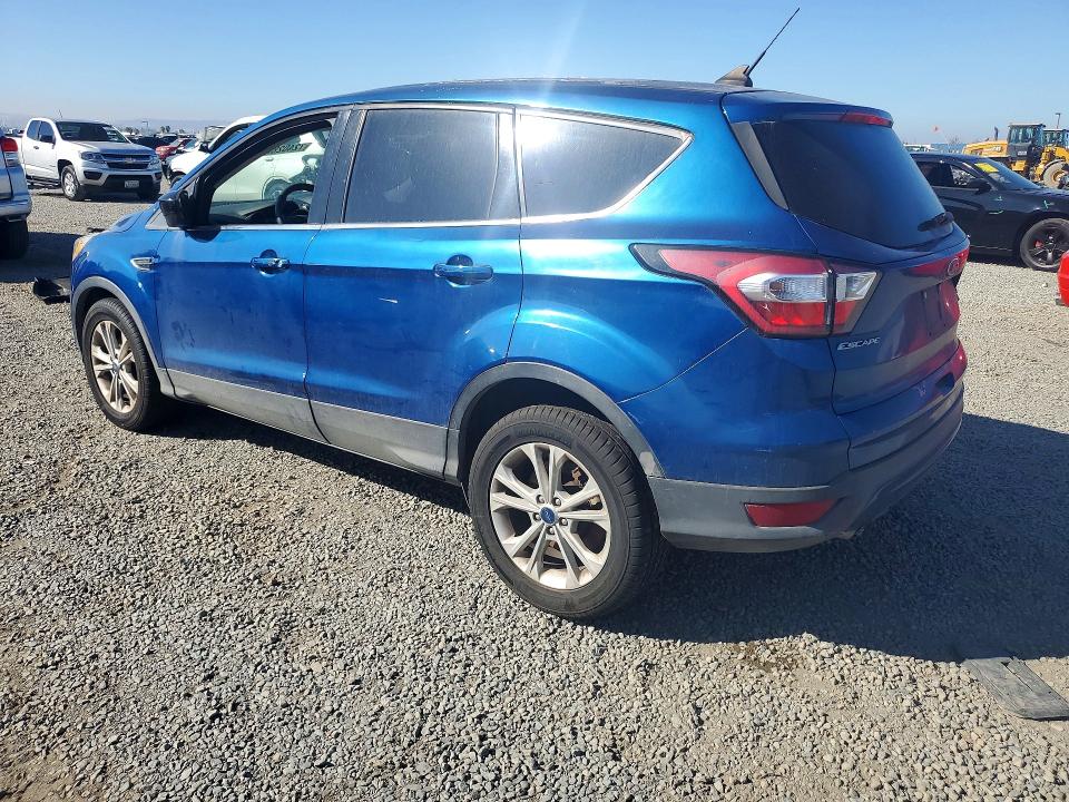 72402826 :رقم المزاد ، 1FMCU0GD7KUA06217 vin ، 2019 Ford Escape مزاد بيع