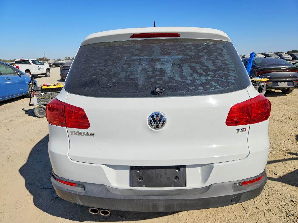 Продажа на аукционе авто 2016 Volkswagen Tiguan, vin: WVGAV7AX2GW524912, номер лота: 70930366