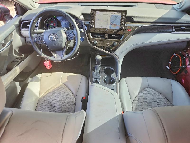 70739946 :رقم المزاد ، 4T1K31AK1MU030611 vin ، 2021 Toyota Camry مزاد بيع