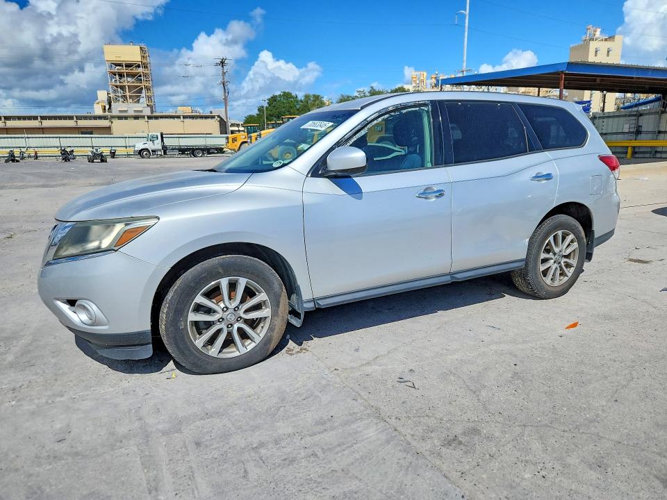 70563846 :رقم المزاد ، 5N1AR2MN8DC683139 vin ، 2013 Nissan Pathfinder مزاد بيع