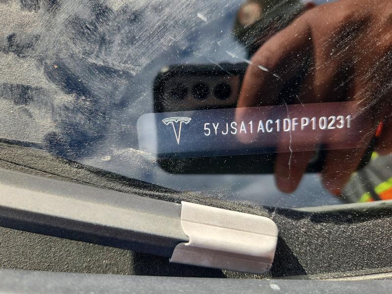 71671896 :رقم المزاد ، 5YJSA1AC1DFP10231 vin ، 2013 Tesla Model S مزاد بيع