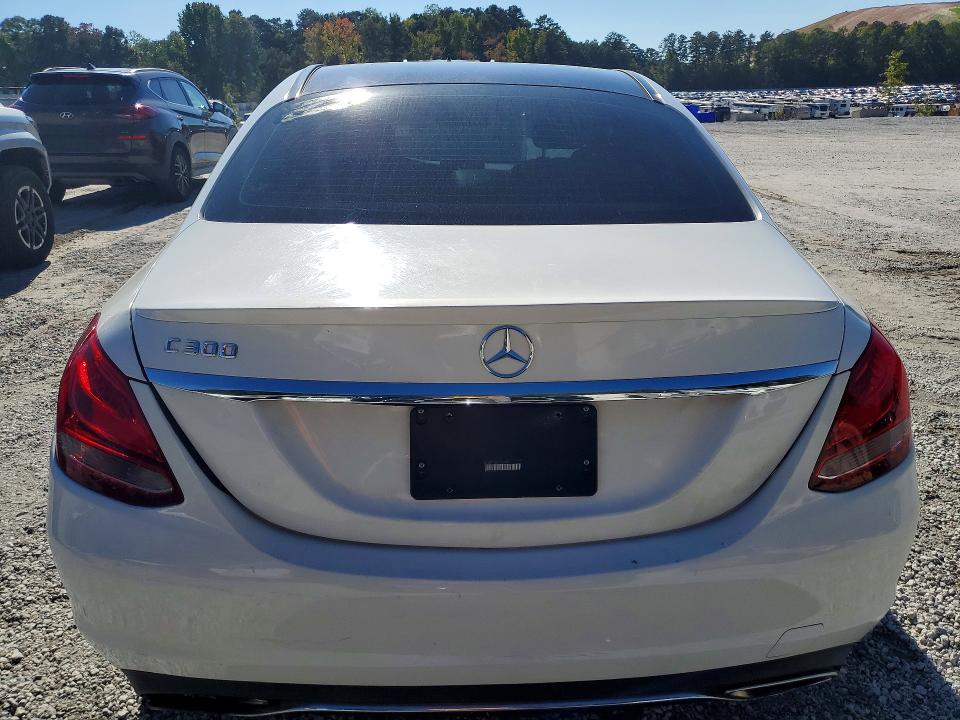 2016 Mercedes-benz C მანქანა იყიდება აუქციონზე, vin: 55SWF4JB7GU152481, აუქციონის ნომერი: 71713846