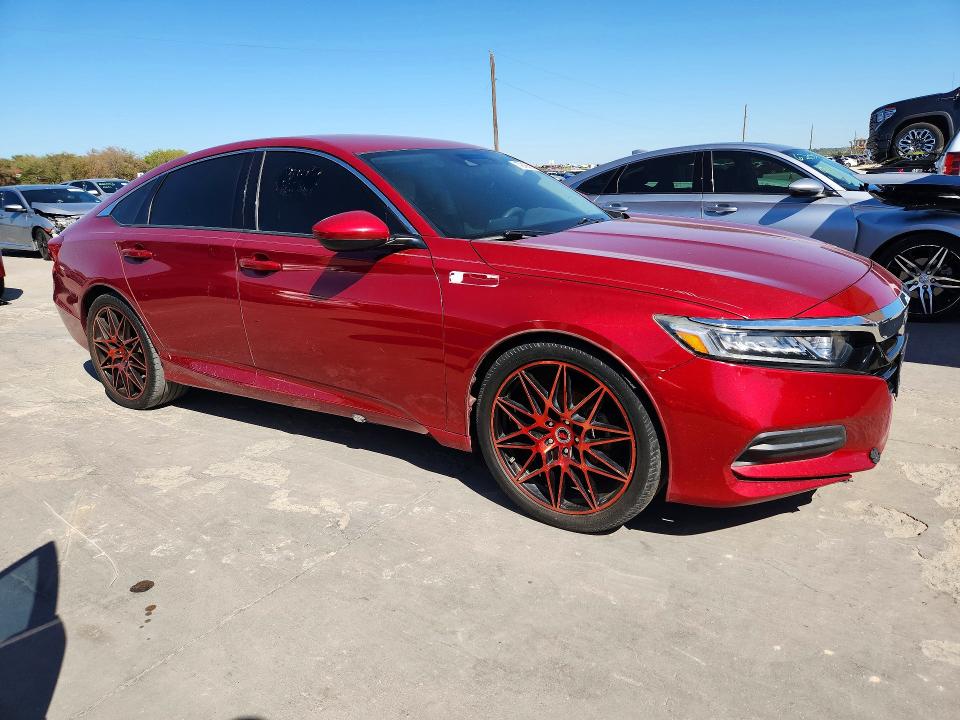 72198076 :رقم المزاد ، 1HGCV1F13JA169446 vin ، 2018 Honda Accord مزاد بيع