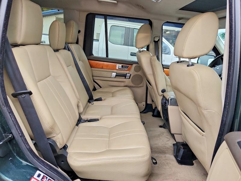 2011 Land Rover Lr4 მანქანა იყიდება აუქციონზე, vin: SALAG2D47BA569314, აუქციონის ნომერი: 70891866