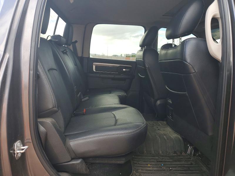 72769436 :رقم المزاد ، 1C6RR7MM0JS279496 vin ، 2018 Ram 1500 مزاد بيع