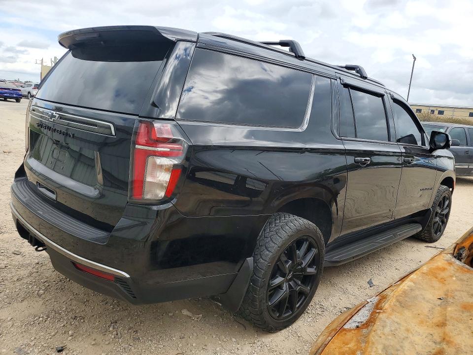 72738566 :رقم المزاد ، 1GNSKEKD4NR197751 vin ، 2022 Chevrolet Suburban مزاد بيع