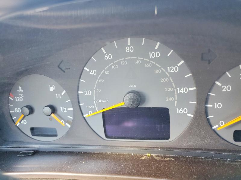 2000 Mercedes-benz Clk მანქანა იყიდება აუქციონზე, vin: WDBLJ70G6YF136270, აუქციონის ნომერი: 71483476