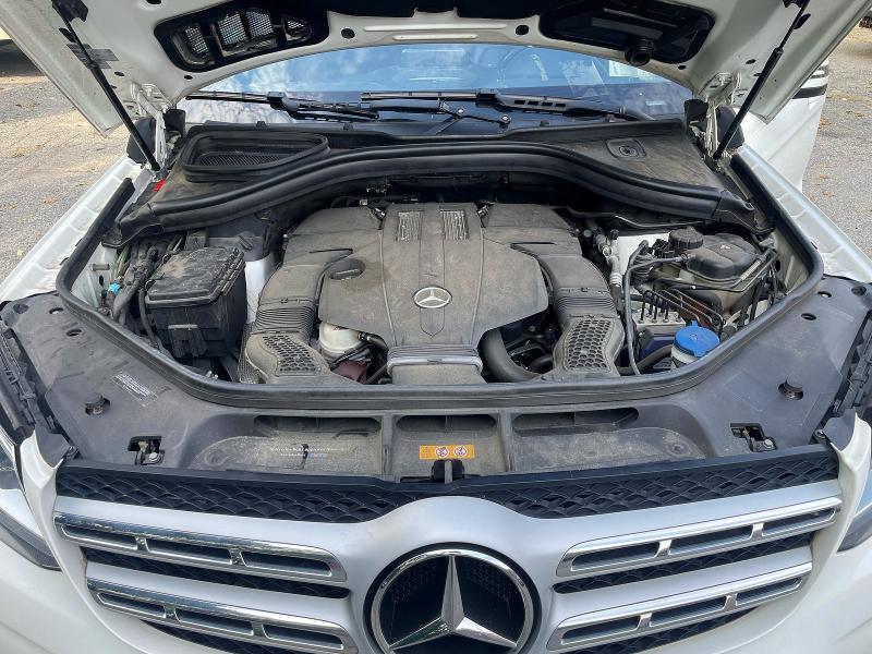 71856966 :رقم المزاد ، 4JGDF6EE9JB160497 vin ، 2018 Mercedes-benz Gls مزاد بيع