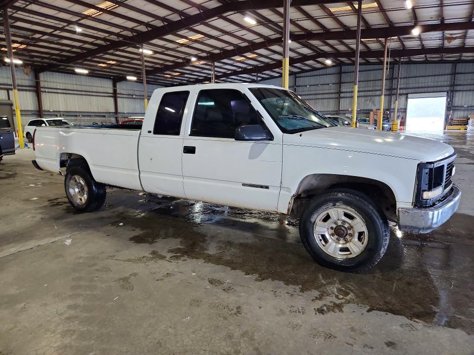 71928186 :رقم المزاد ، 1GTGC29R3WE520806 vin ، 1998 Gmc Sierra مزاد بيع