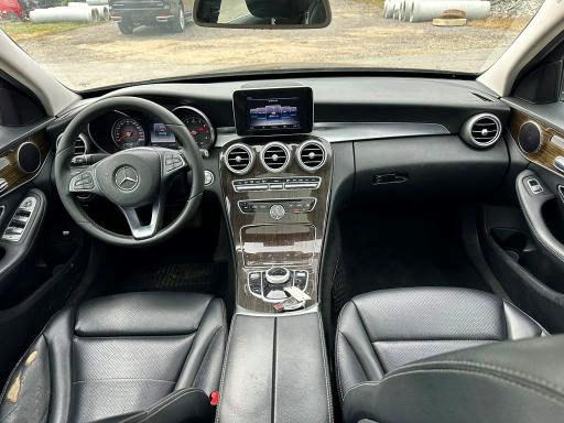 70369826 :رقم المزاد ، 55SWF4KB2HU205166 vin ، 2017 Mercedes-benz C مزاد بيع