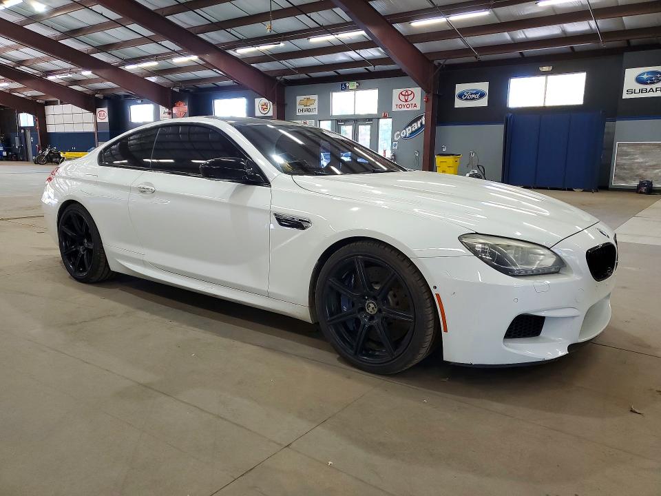 72375676 :رقم المزاد ، WBSLX9C5XED160318 vin ، 2014 Bmw M6 مزاد بيع