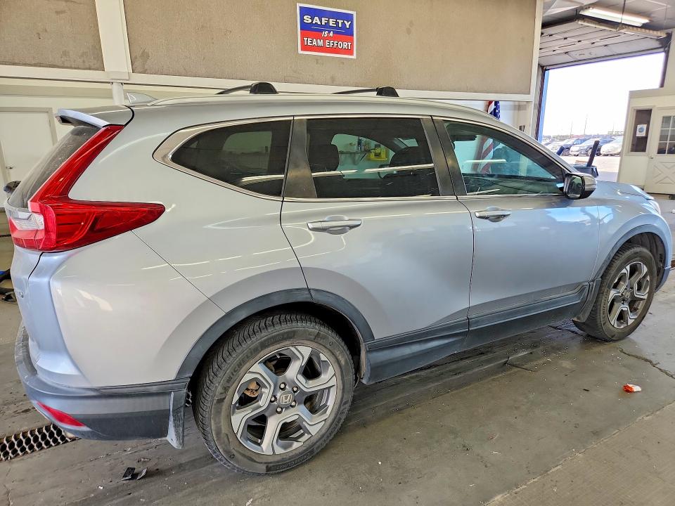 71217896 :رقم المزاد ، 2HKRW2H52HH650299 vin ، 2017 Honda Cr-v مزاد بيع
