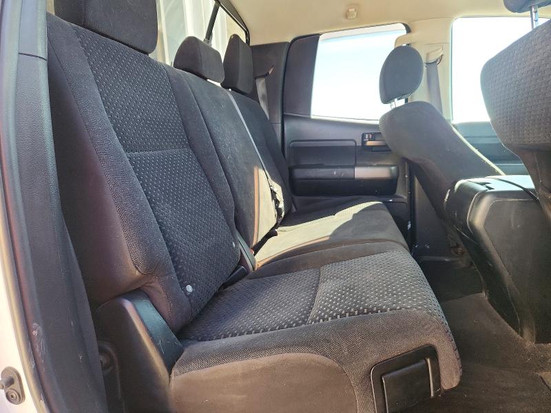 Продажа на аукционе авто 2011 Toyota Tundra, vin: 5TFUW5F12BX180010, номер лота: 71824246