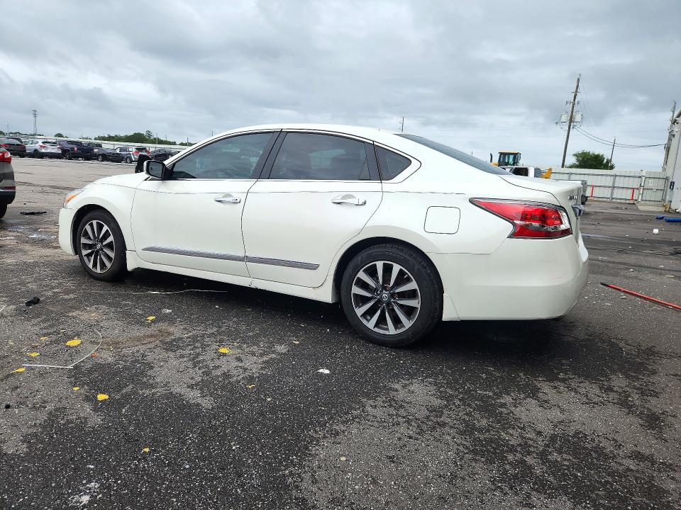 2015 Nissan Altima მანქანა იყიდება აუქციონზე, vin: 1N4AL3AP0FC463214, აუქციონის ნომერი: 72109966