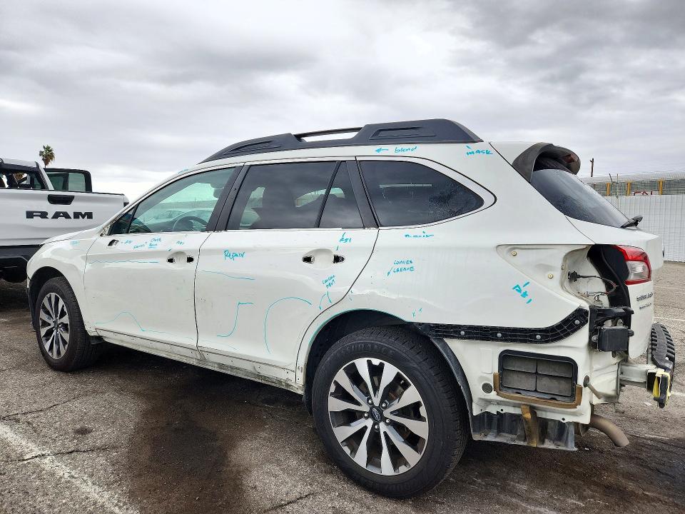 Продажа на аукционе авто 2015 Subaru Outback, vin: 4S4BSENC2F3278372, номер лота: 72587606