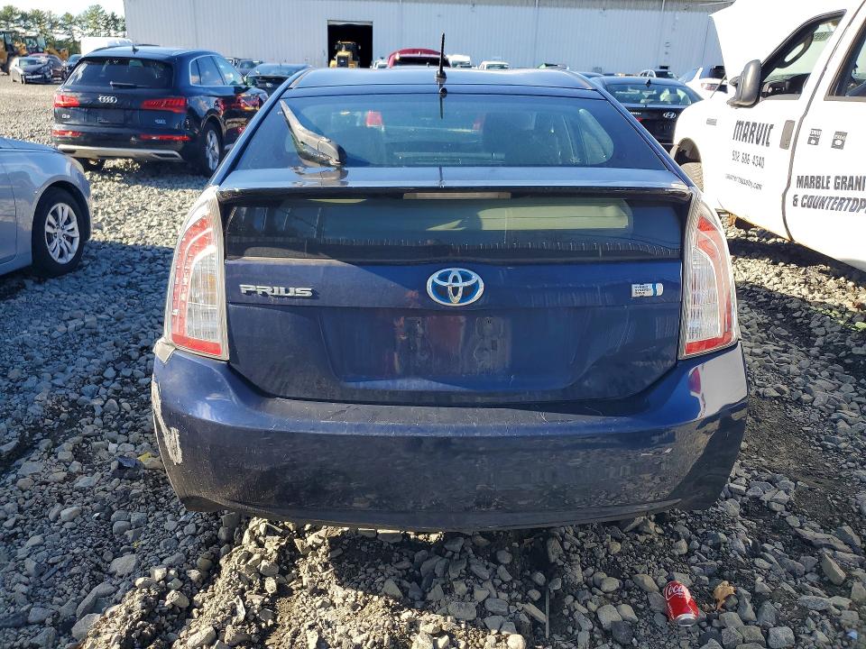 2013 Toyota Prius მანქანა იყიდება აუქციონზე, vin: JTDKN3DUXD1635686, აუქციონის ნომერი: 71552746