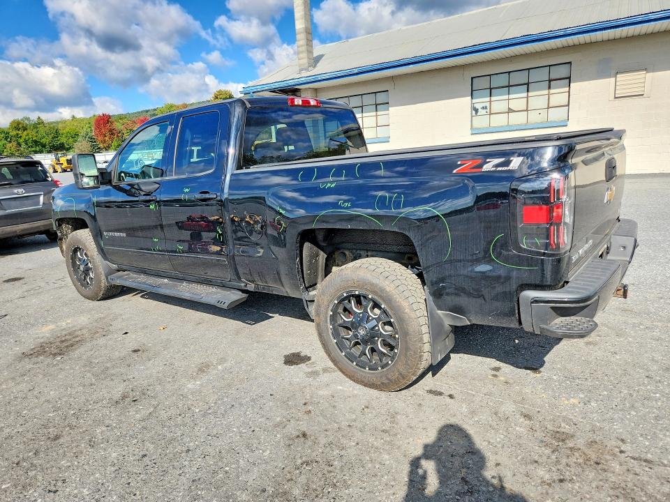 71423916 :رقم المزاد ، 1GCVKREC5JZ132031 vin ، 2018 Chevrolet Silverado مزاد بيع