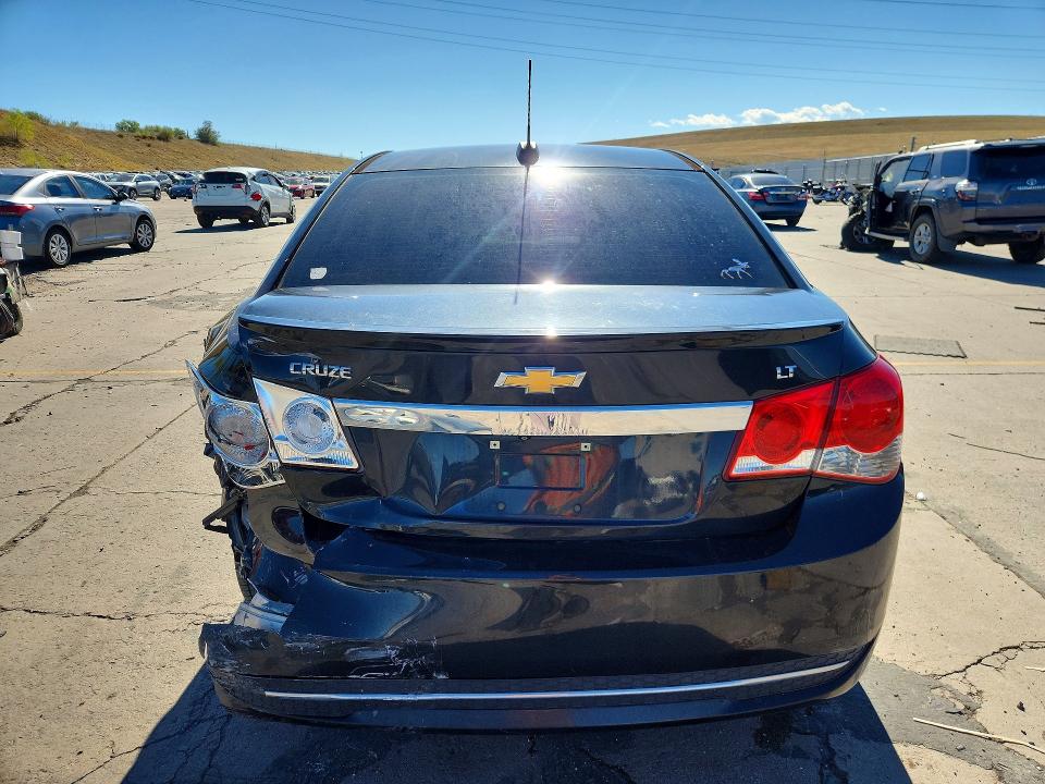 70907606 :رقم المزاد ، 1G1PE5SB1F7250450 vin ، 2015 Chevrolet Cruze مزاد بيع