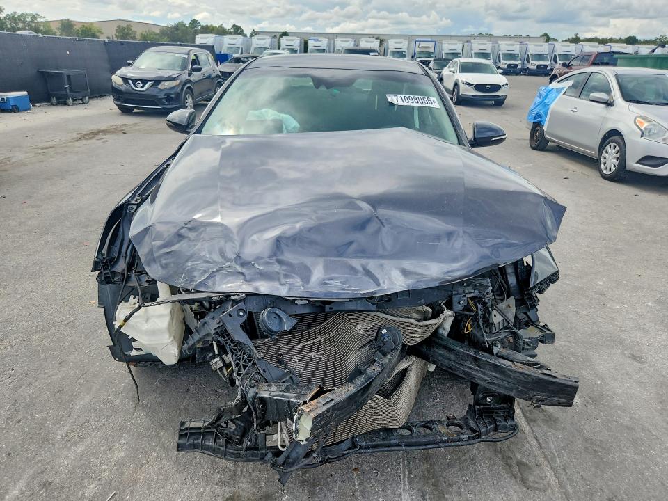 71098066 :رقم المزاد ، 5XXGT4L3XKG304392 vin ، 2019 Kia Optima مزاد بيع