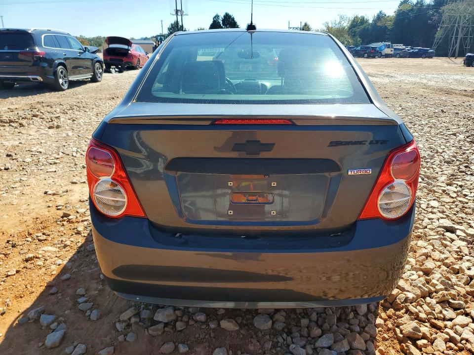 Auction sale of the 2016 Chevrolet Sonic, vin: 1G1JE5SB0G4154687, lot number: 73437076
