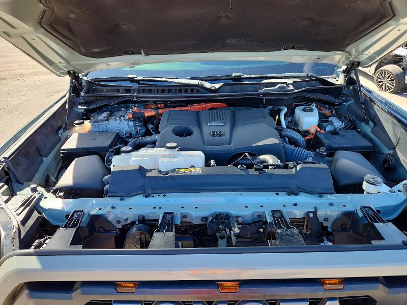 Продажа на аукционе авто 2022 Toyota Tundra, vin: 5TFPC5DB7NX011428, номер лота: 71901816
