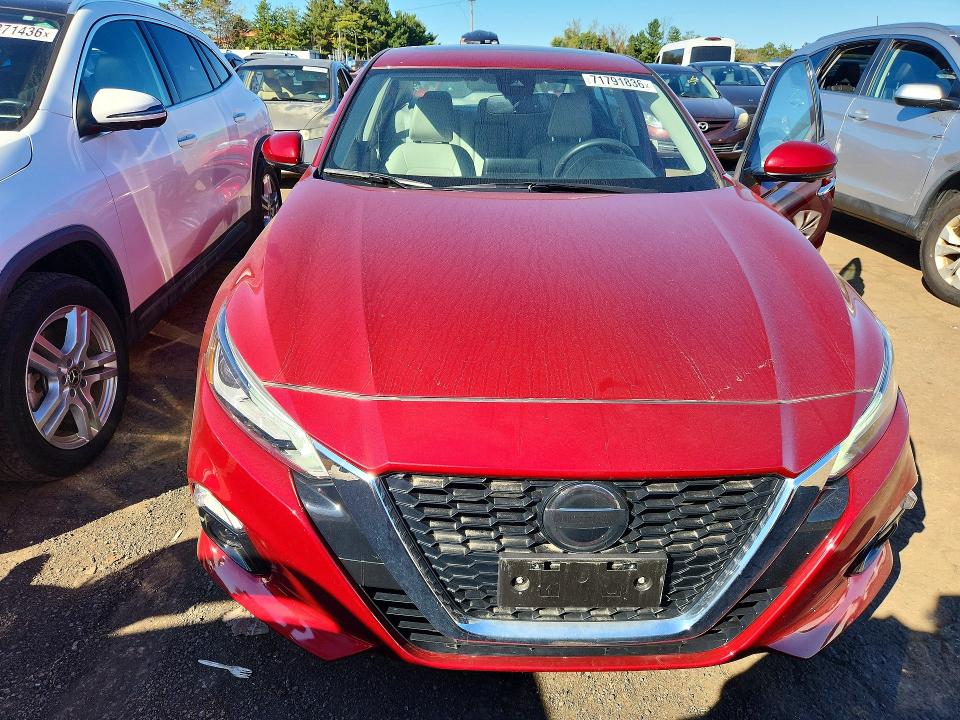 2022 Nissan Altima მანქანა იყიდება აუქციონზე, vin: 1N4BL4FW5NN402020, აუქციონის ნომერი: 71791836