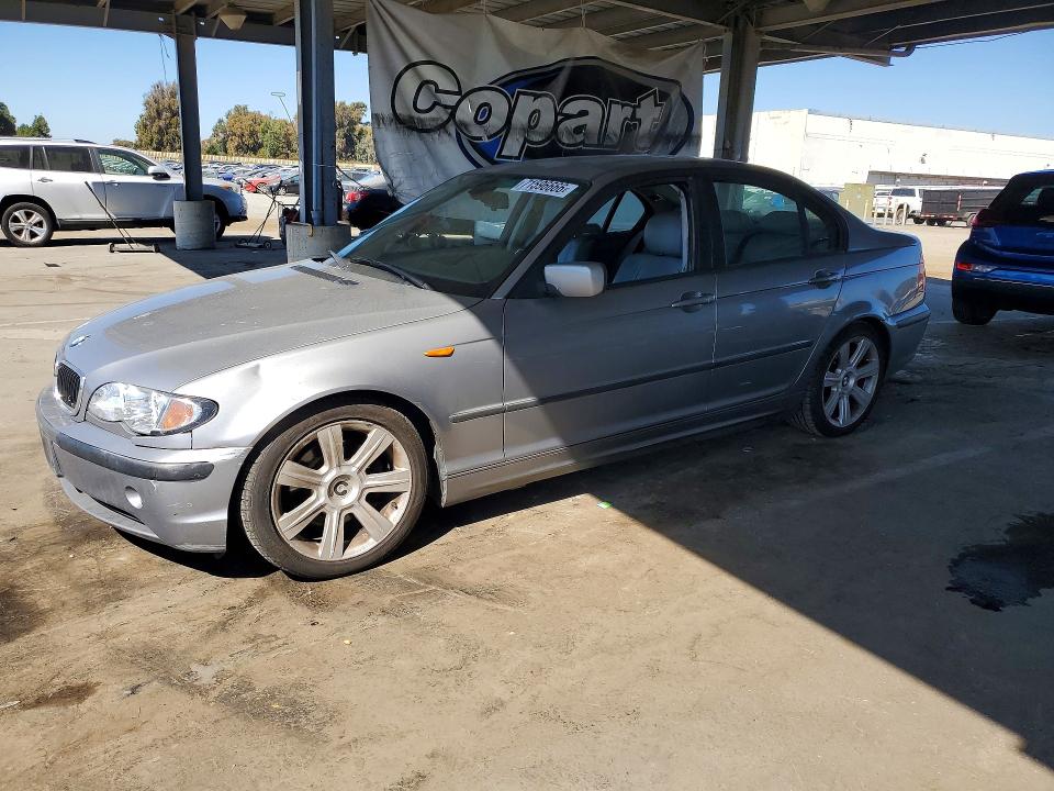71596666 :رقم المزاد ، WBAAZ334X3KP81285 vin ، 2003 Bmw 325 مزاد بيع