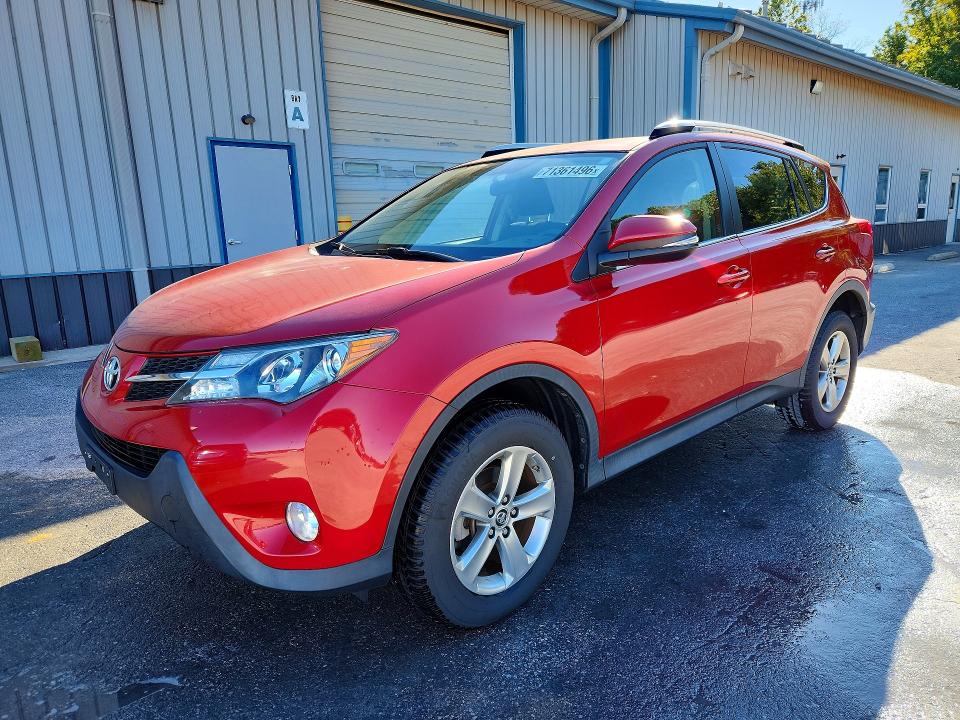Продаж на аукціоні авто 2015 Toyota Rav4, vin: JTMRFREV3FJ032054, номер лоту: 71361496