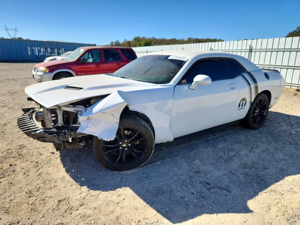 Auction sale of the 2018 Dodge Challenger, vin: 2C3CDZAG9JH251893, lot number: 72344626