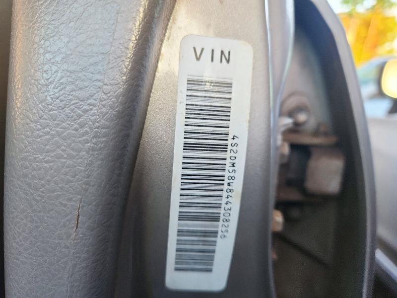 71670376 :رقم المزاد ، 4S2DM58W844308256 vin ، 2004 Isuzu Rodeo مزاد بيع