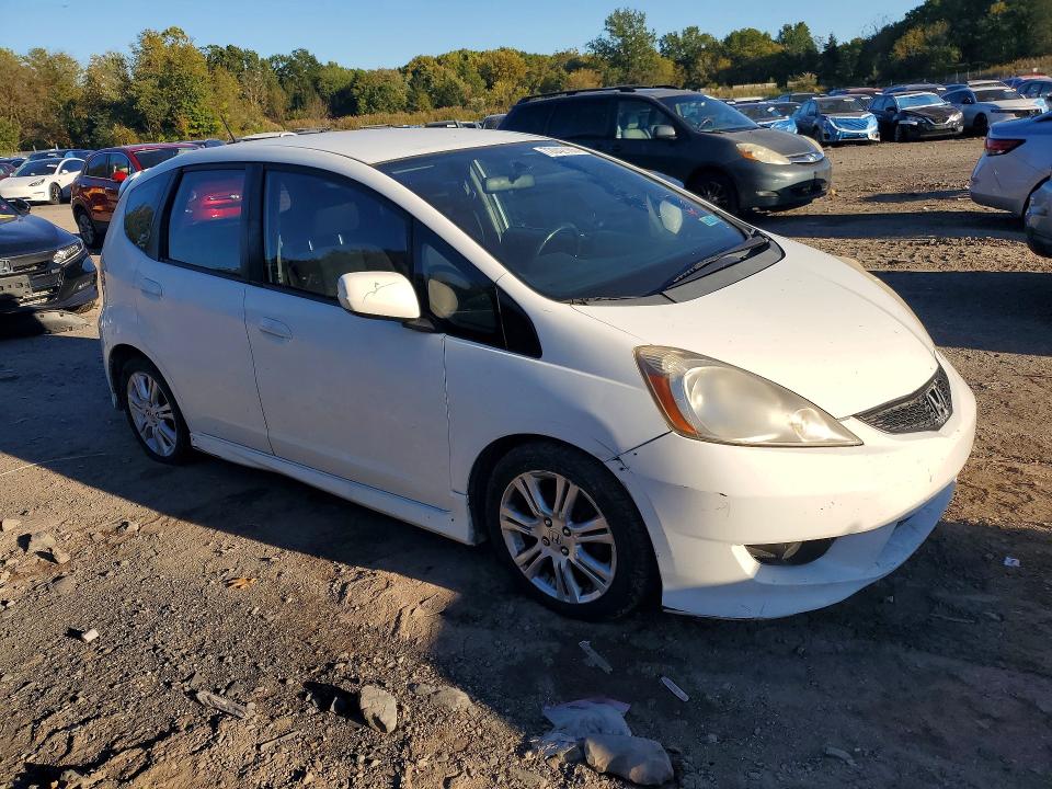 2010 Honda Fit მანქანა იყიდება აუქციონზე, vin: JHMGE8H45AC023259, აუქციონის ნომერი: 72042166